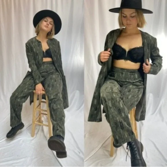 Laura Lee Green Nature Two Piece Vintage Set Medium/Large - Picture 2 of 2